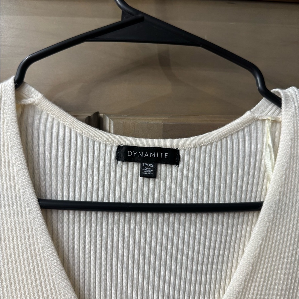Dynamite Cream White Ribbed V-Neck Long Sleeve Dress - Picture 4 of 5
